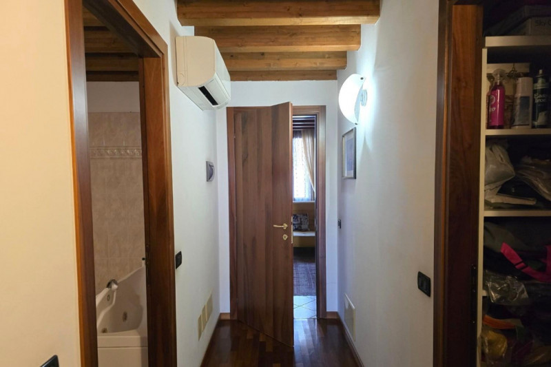 Quest’immobile viene venduto tramite asta online.

Ufficio con pertinenze sito ad Arzignano (VI),...