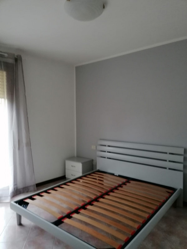 ALTAVILLA VICENTINA: in bella zona residenziale vicina alle piscine, affittasi BILOCALE ARREDATO ...