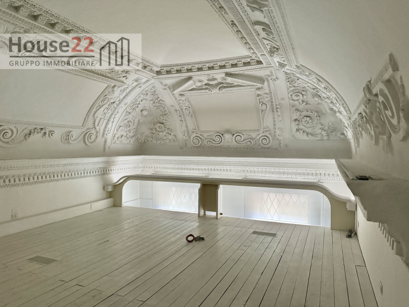 CORSO ANDREA PALLADIO. VICENZA. In pieno centro storico di Vicenza in bellissimo e curato palazzo...