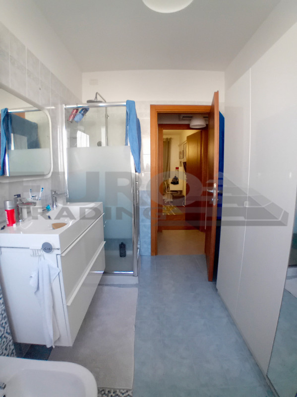 PREGANZIOL: Situato in una tranquilla zona residenziale, proponiamo un appartamento trilocale di ...