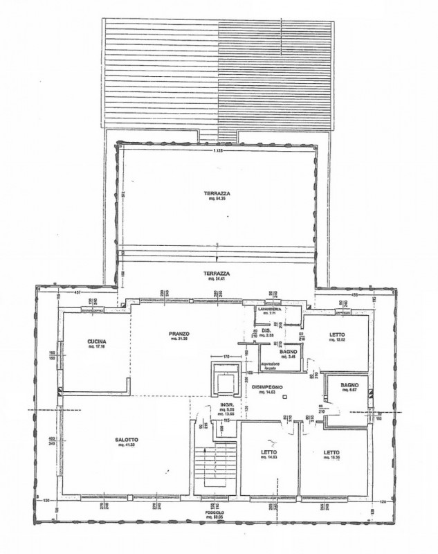 In un quartiere residenziale comodo al centro di Solesino, proponiamo in vendita un esclusivo app...