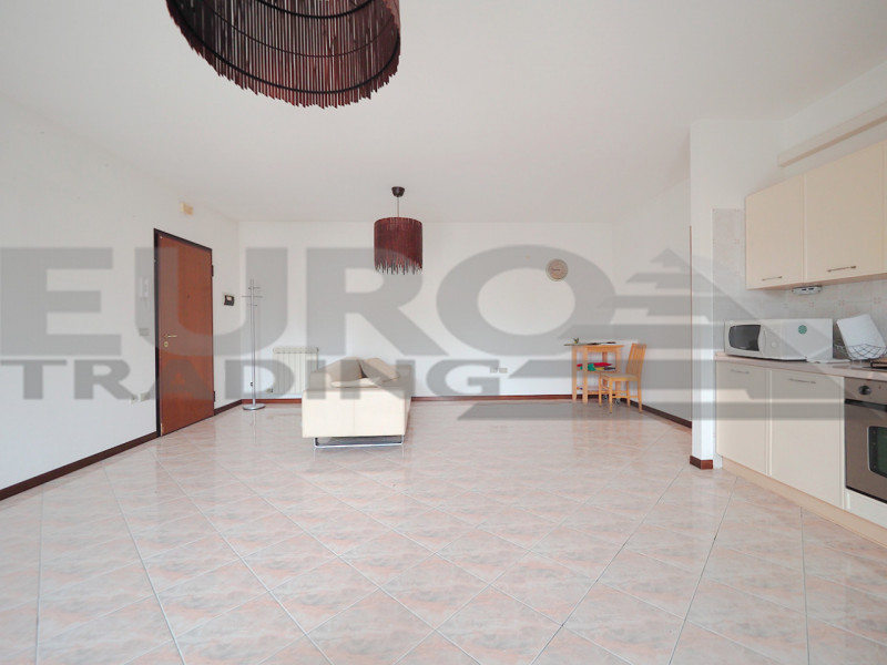 MOGLIANO VENETO – Via Selve
In uno splendido e curato contesto residenziale, proponiamo in vendit...