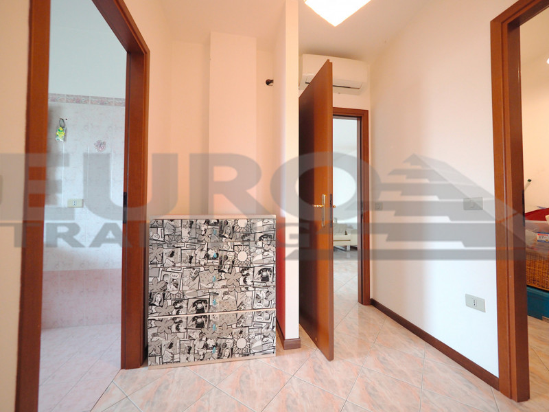 MOGLIANO VENETO – Via Selve
In uno splendido e curato contesto residenziale, proponiamo in vendit...