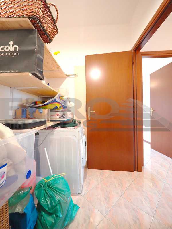 MOGLIANO VENETO – Via Selve
In uno splendido e curato contesto residenziale, proponiamo in vendit...