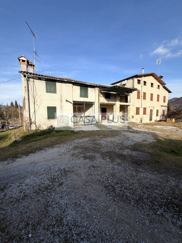 NOSTRA ESCLUSIVA - Nel cuore delle rinomate colline dell’Asolo DOC, tra i suggestivi borghi di Mo...