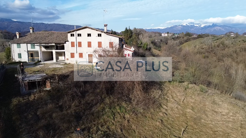 NOSTRA ESCLUSIVA - Nel cuore delle rinomate colline dell’Asolo DOC, tra i suggestivi borghi di Mo...