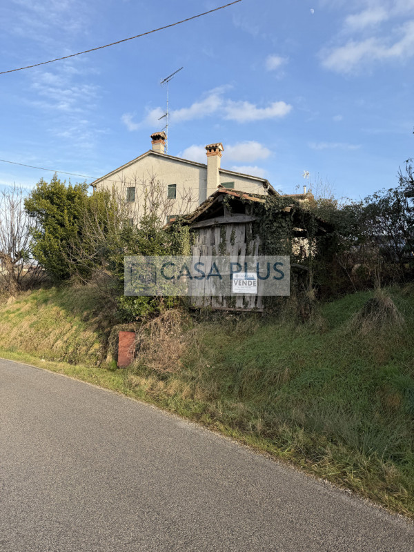 NOSTRA ESCLUSIVA - Nel cuore delle rinomate colline dell’Asolo DOC, tra i suggestivi borghi di Mo...