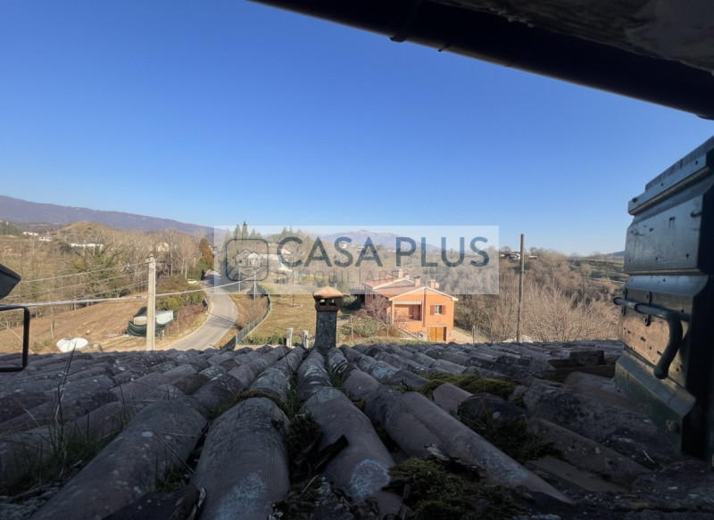 NOSTRA ESCLUSIVA - Nel cuore delle rinomate colline dell’Asolo DOC, tra i suggestivi borghi di Mo...