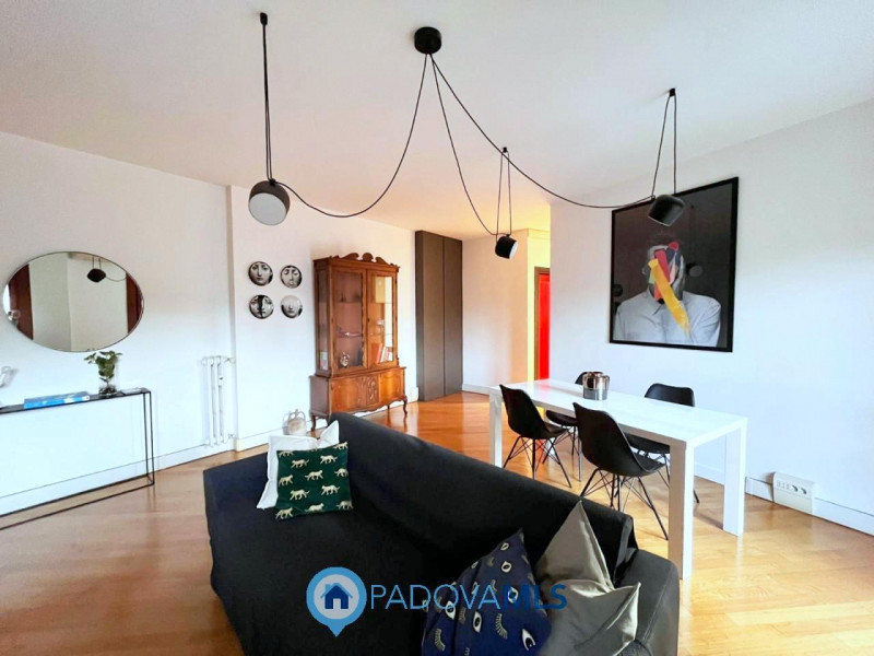 Immobile in esclusiva al Gruppo Padova MLS

Nel cuore della rinomata zona Portello Istituti di Pa...