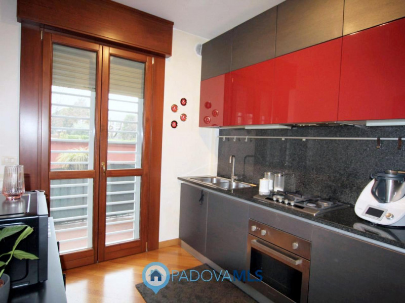 Immobile in esclusiva al Gruppo Padova MLS

Nel cuore della rinomata zona Portello Istituti di Pa...