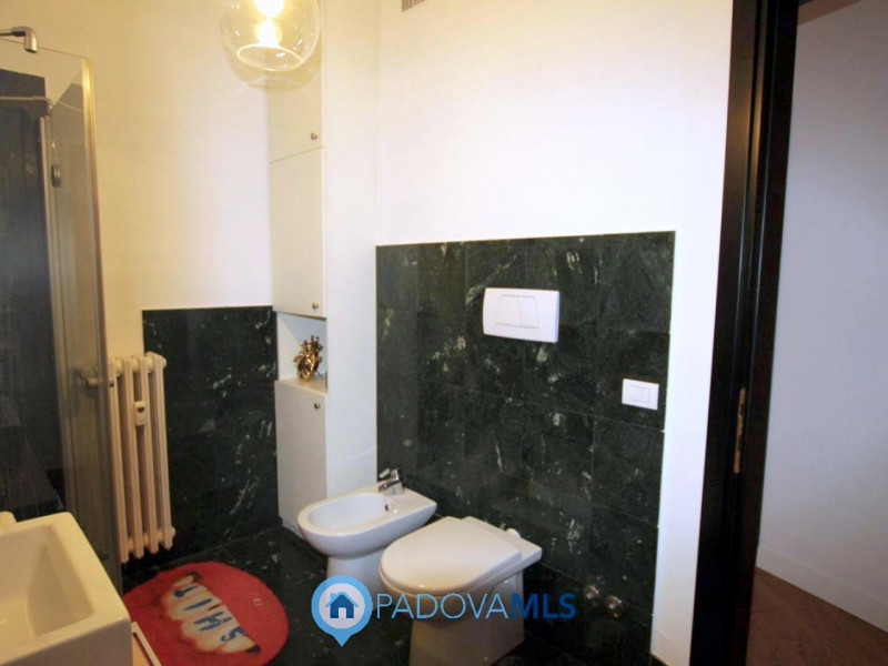 Immobile in esclusiva al Gruppo Padova MLS

Nel cuore della rinomata zona Portello Istituti di Pa...