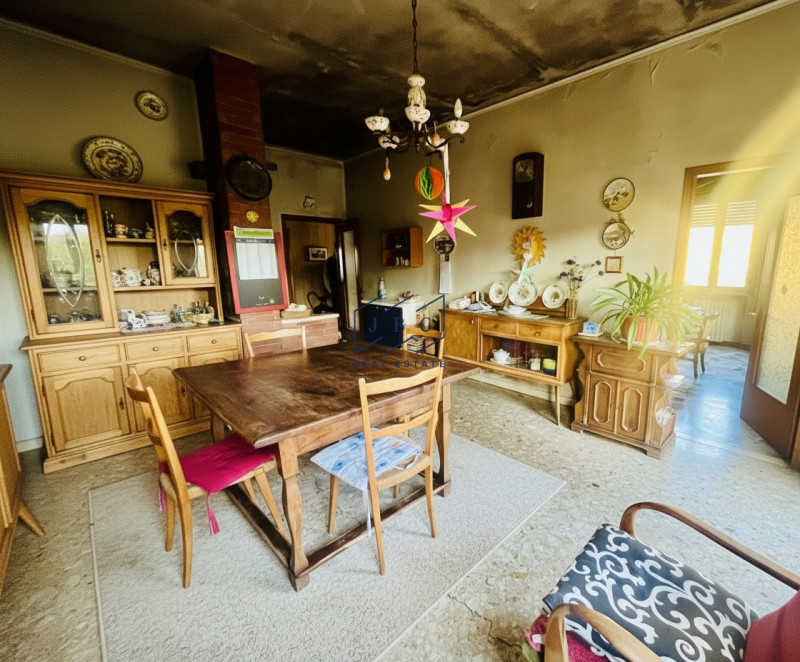 ODERZO - (Treviso)

In una tranquilla zona residenziale, a pochi passi dal centro storico di Oder...