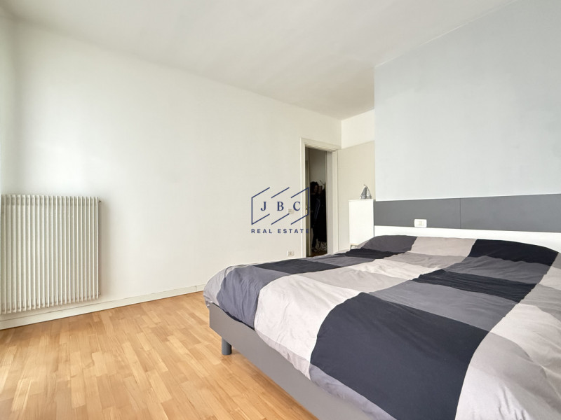 ODERZO - (TV)
Siamo lieti di proporvi in vendita ad Oderzo, a pochi minuti dal centro in zona res...