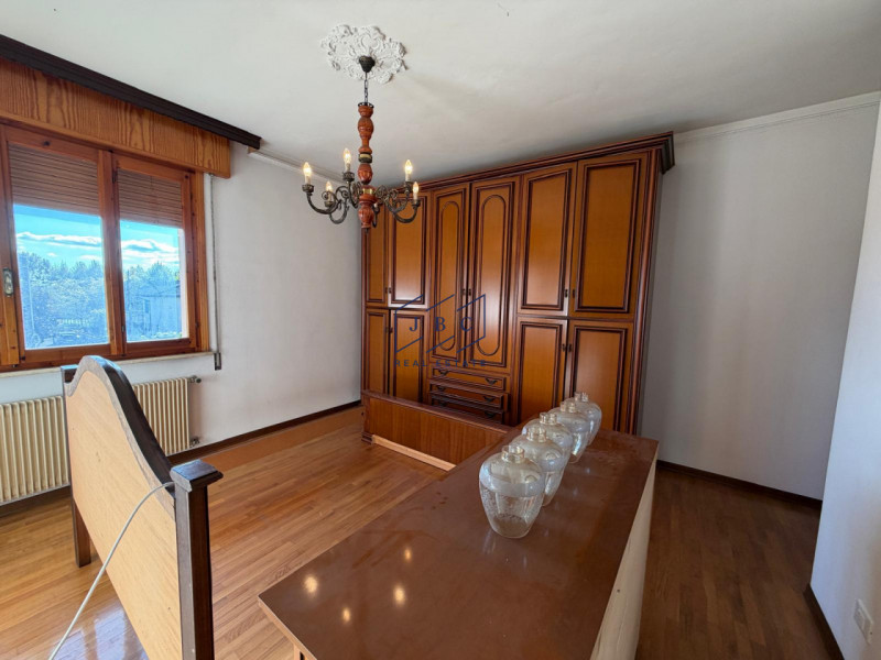 GORGO AL MONTICANO - (TV)
Proponiamo a Gorgo al Monticano una casa bifamiliare costruita negli an...