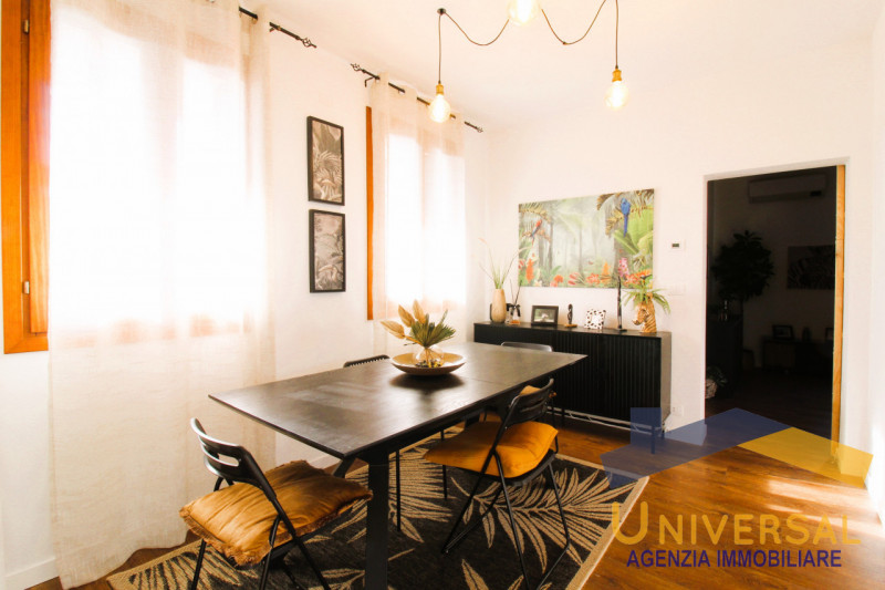 VILLA DEL CONTE - In zona tranquilla, lontana da traffico e da rumori, ma al contempo che permett...