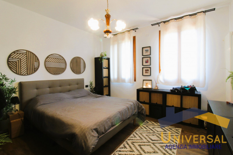 VILLA DEL CONTE - In zona tranquilla, lontana da traffico e da rumori, ma al contempo che permett...