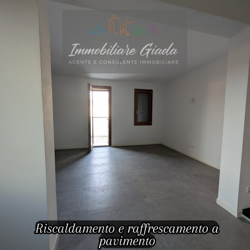 Vendesi splendido appartamento in classe energetica A3, completamente ristrutturato nel 2023.
L’i...