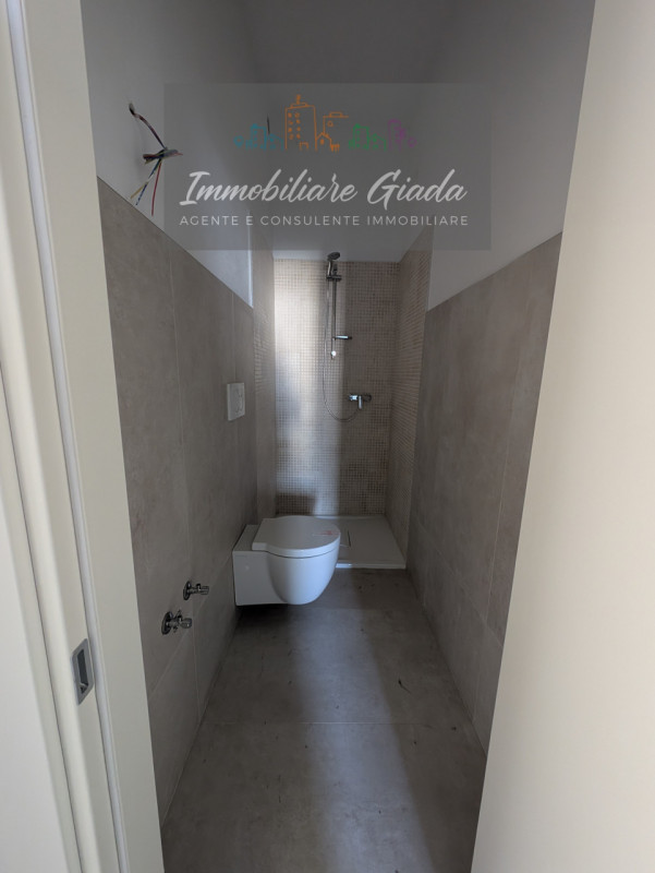 Vendesi splendido appartamento in classe energetica A3, completamente ristrutturato nel 2023.
L’i...