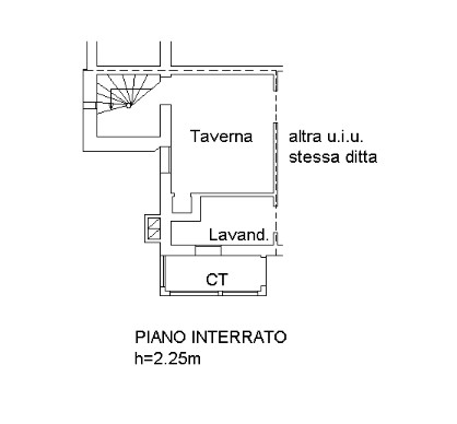Padernello porzione abbinata di testa su tre piani in vendita .

Padernello in zona residenziale ...