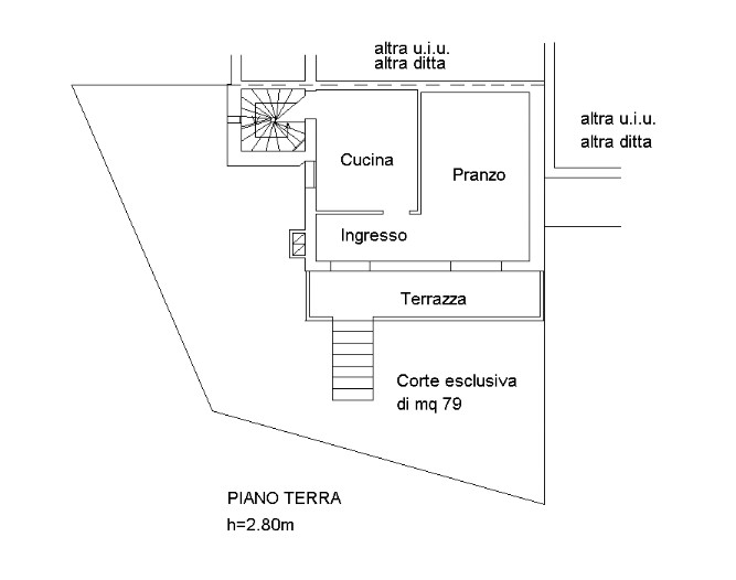 Padernello porzione abbinata di testa su tre piani in vendita .

Padernello in zona residenziale ...