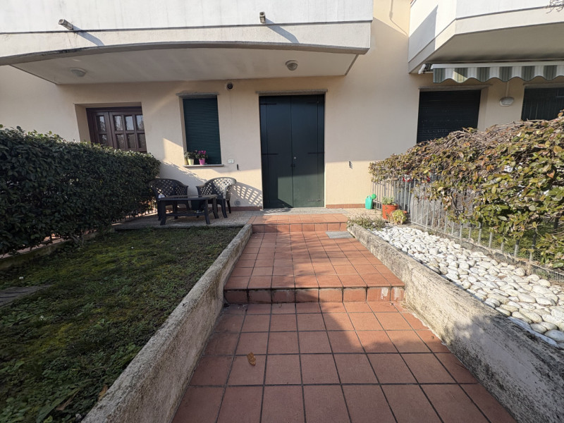 In zona residenziale ad Abano Terme, comoda alla viabilità principale e a tutti i servizi di prim...