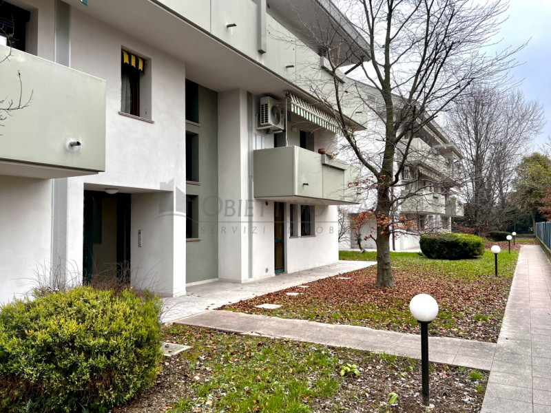 Rif. A395 - Situato al secondo piano di una palazzina completamente riqualificata nel 2023 grazie...