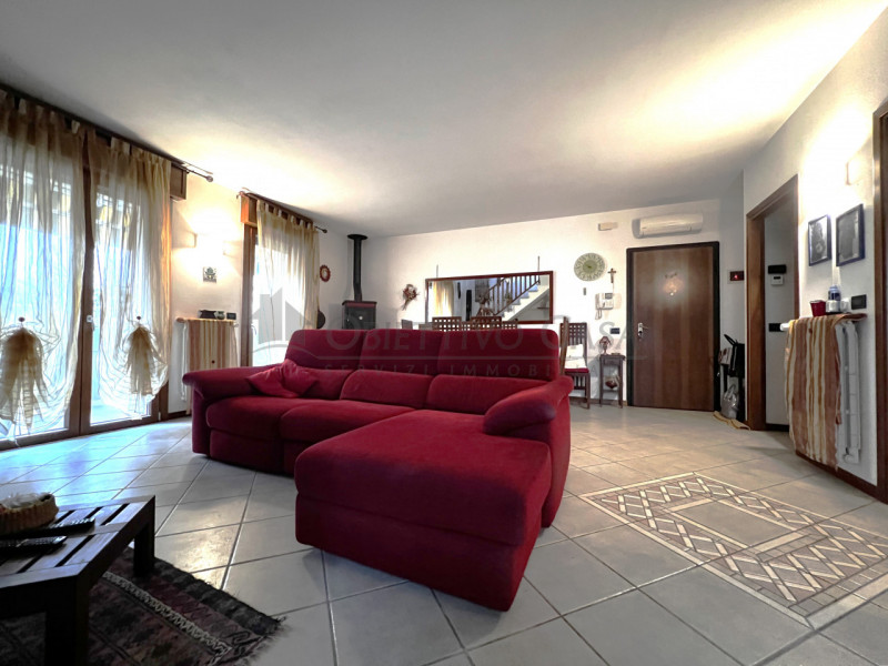 Rif. A379 - Situato al secondo piano di una palazzina completamente riqualificata nel 2023 grazie...