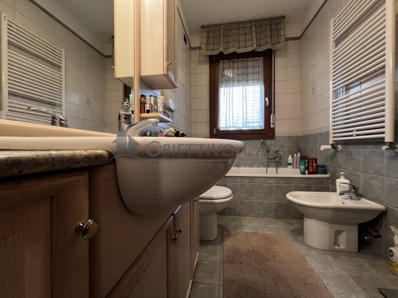 Rif. A395 - Situato al secondo piano di una palazzina completamente riqualificata nel 2023 grazie...