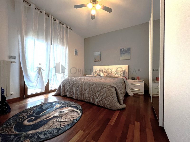 Rif. A395 - Situato al secondo piano di una palazzina completamente riqualificata nel 2023 grazie...