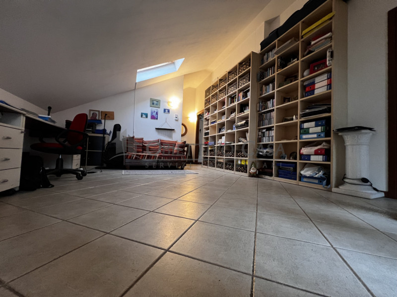 Rif. A395 - Situato al secondo piano di una palazzina completamente riqualificata nel 2023 grazie...