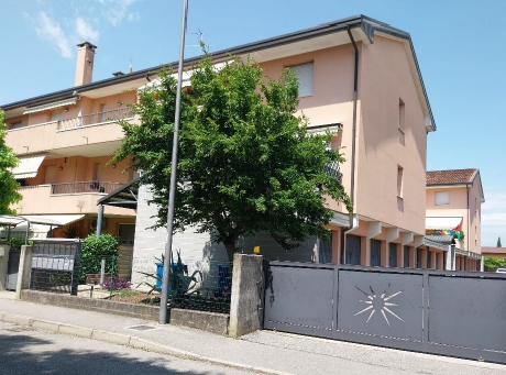 A.A. 210-24

Vendesi all'asta - appartamento al 1° piano con garage in data 10 marzo 2026

Descri...