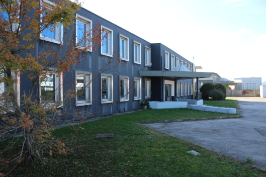 Rif. A.A.83-24

Vendita all'asta - opificio direzionale e commerciale su 2 livelli in data 10 mar...