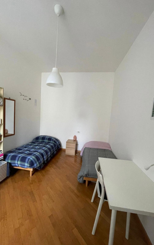 Piazze- Stefania Pilotto Immobiliare propone in affitto stanza con due posti letto in appartament...