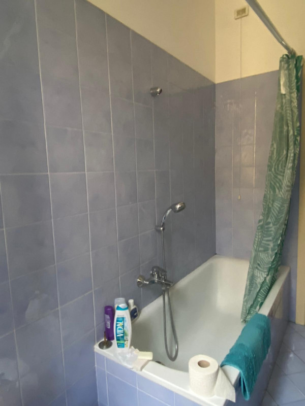 Piazze- Stefania Pilotto Immobiliare propone in affitto stanza con due posti letto in appartament...