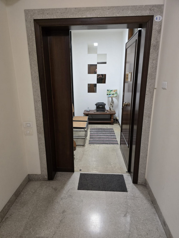 Padova zona Piazza De Gasperi Nicoletta Dardilli di Ad Casa PAdova propone in locazione ufficio c...