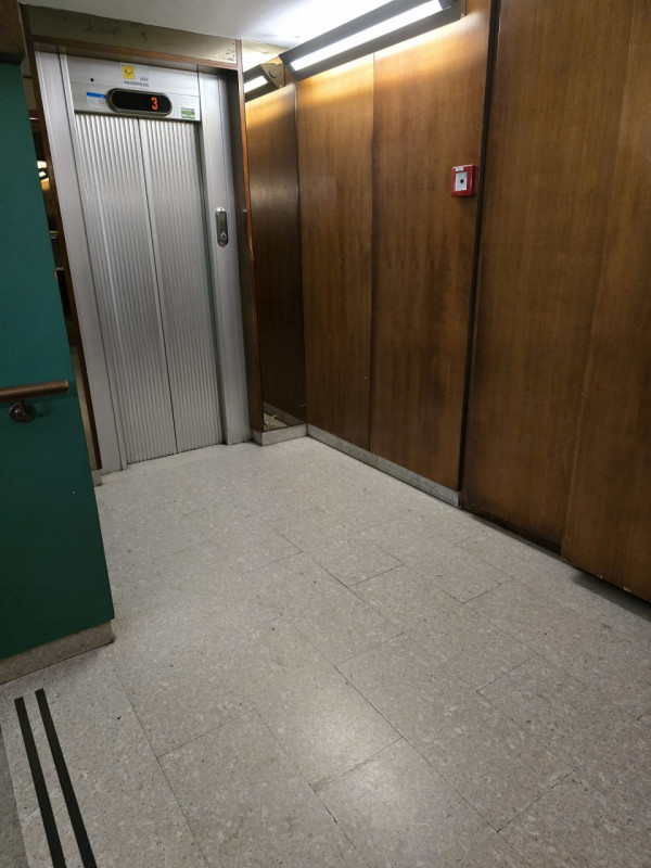 Padova zona Piazza De Gasperi Nicoletta Dardilli di Ad Casa PAdova propone in locazione ufficio c...