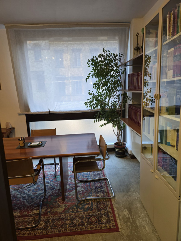 Padova zona Piazza De Gasperi Nicoletta Dardilli di Ad Casa PAdova propone in locazione ufficio c...