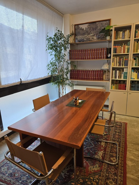 Padova zona Piazza De Gasperi Nicoletta Dardilli di Ad Casa PAdova propone in locazione ufficio c...