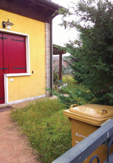 A.A. 480-23

Vendesi all'asta - appartamento al piano terra e 1° con scoperto in data 10 marzo 20...