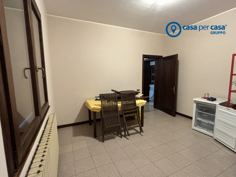 APPROVATO GRUPPO CASA PER CASA: VALUTATO, CONTROLLATO, GESTITO IN ESCLUSIVA!

ZONA
L'immobile si ...