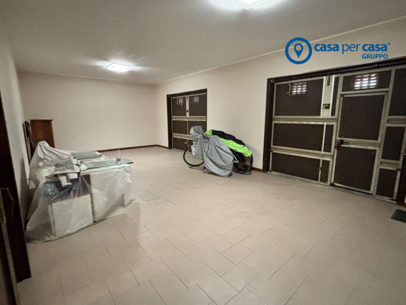 APPROVATO GRUPPO CASA PER CASA: VALUTATO, CONTROLLATO, GESTITO IN ESCLUSIVA!

ZONA
L'immobile si ...