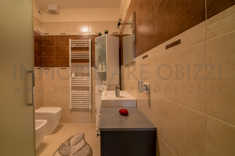 ALBIGNASEGO zona Ferri: vendesi appartamento al primo piano con ASCENSORE di recente costruzione ...