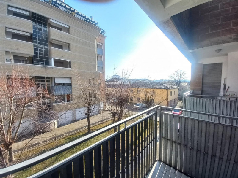 VICENZA-ZONA CATTANE: IN LOCAZIONE MINI APPARTAMENTO ARREDATO CON AUTORIMESSA. CODICE 4589 EURO 5...