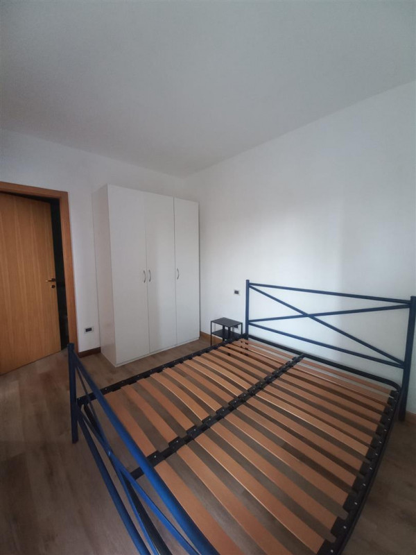 VICENZA-ZONA CATTANE: IN LOCAZIONE MINI APPARTAMENTO ARREDATO CON AUTORIMESSA. CODICE 4589 EURO 5...