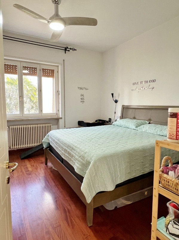 OTTIMO TRICAMERE BISERVIZI CON TAVERNA E GARAGE COLLEGATI, IN VENDITA A VICENZA QUARTIERE PISCINE...