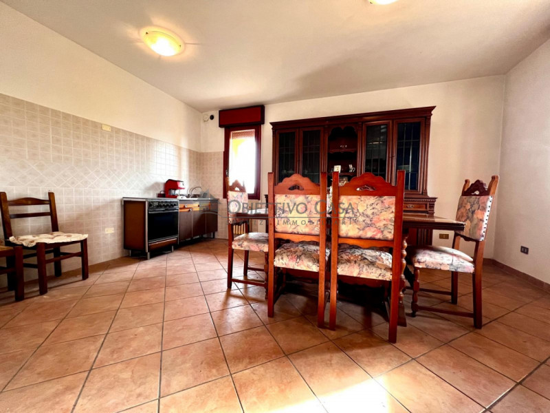 SPS209 - Sant'Angelo di Piove di Sacco - Proponiamo in vendita una porzione di bifamiliare caratt...