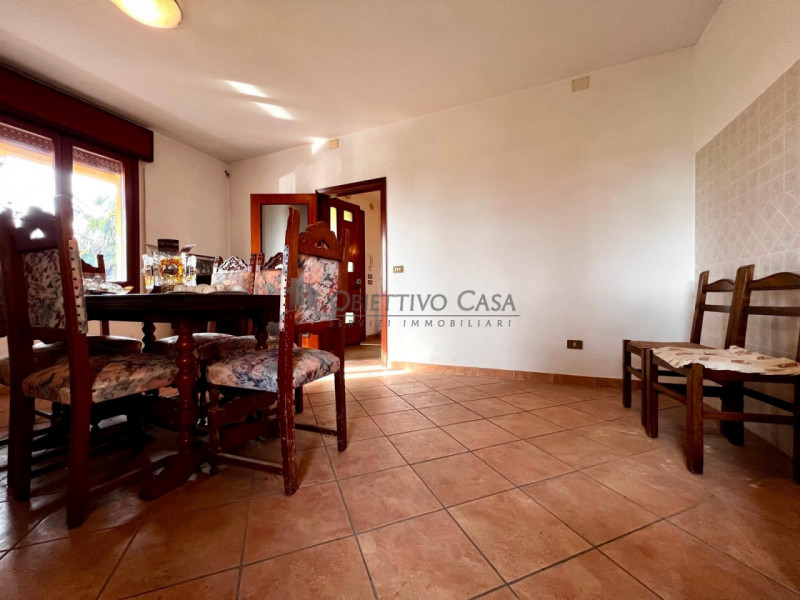 Ampia Porzione di Bifamiliare con 1800mq di Scoperto – Indipendenza e Versatilità 

Se cerchi la ...