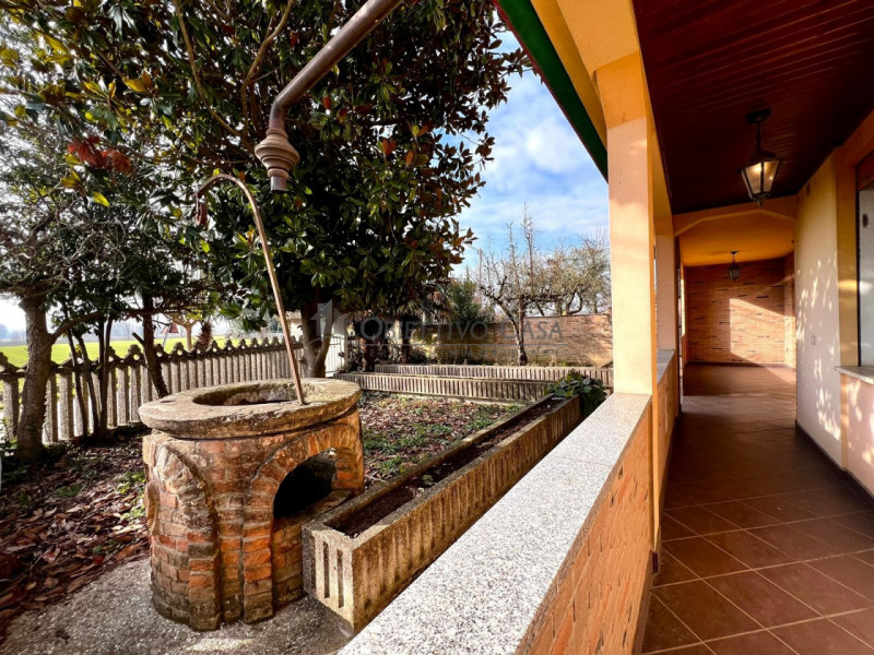 Ampia Porzione di Bifamiliare con 1800mq di Scoperto – Indipendenza e Versatilità 

Se cerchi la ...