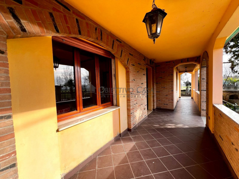 Ampia Porzione di Bifamiliare con 1800mq di Scoperto – Indipendenza e Versatilità 

Se cerchi la ...