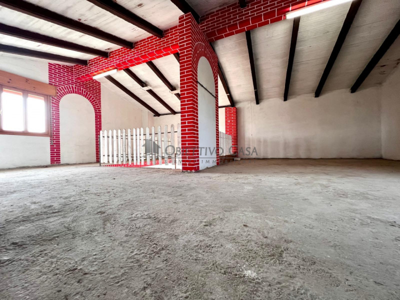 Ampia Porzione di Bifamiliare con 1800mq di Scoperto – Indipendenza e Versatilità 

Se cerchi la ...